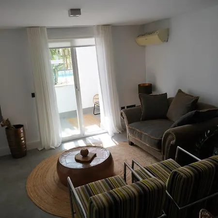 Thani Holidays Apartment